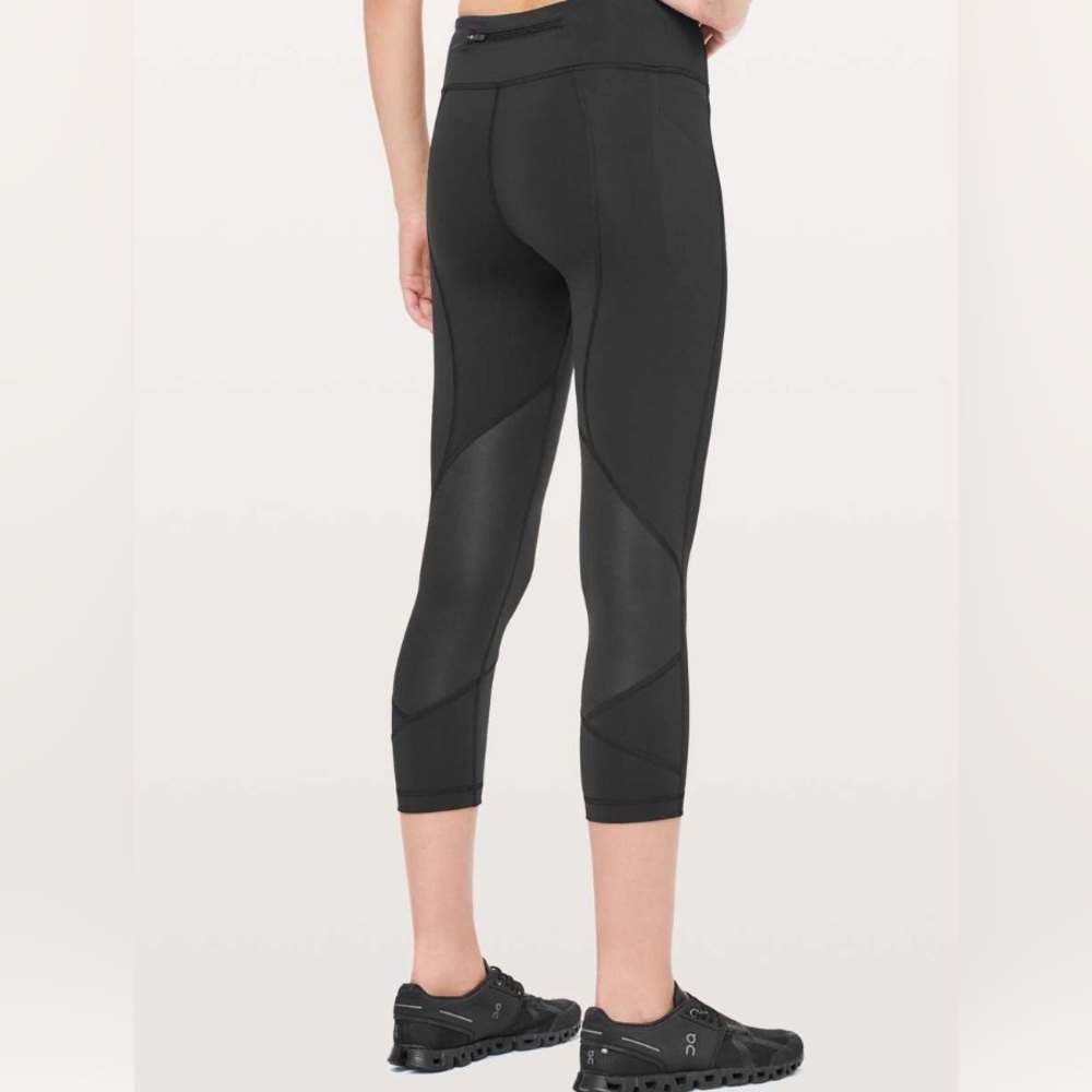Lululemon Athletica Pace Rival Crop Classic Black Leggings 22” size 2 - Picture 2 of 8